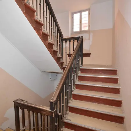 Seaside Charm In Apartamento Rovinj