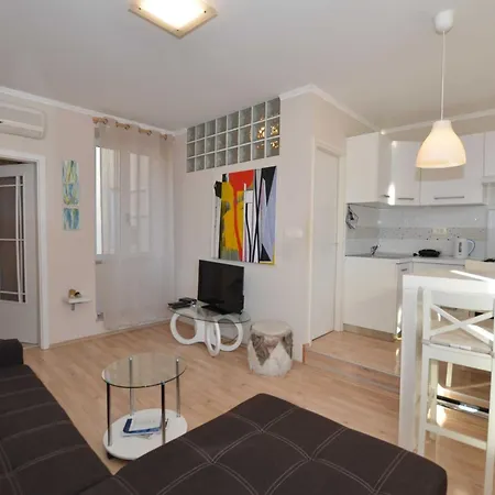 Apartman Seaside Charm In *